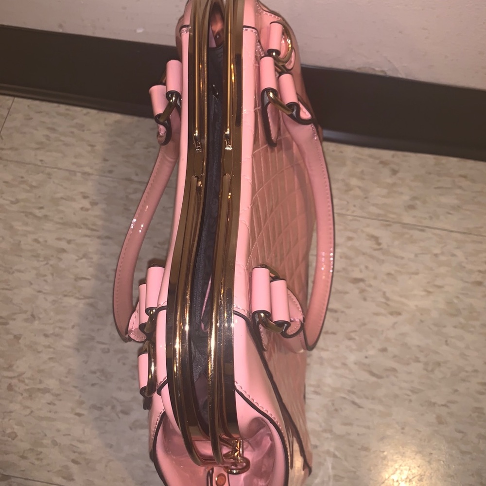 Handbag - Picture 4 of 5